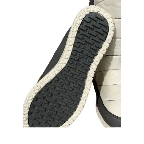 NWOB LL Bean Women's White Nylon Ultralight Quilted Insulated Tall Zip Boots 8.5 - Picture 4 of 6